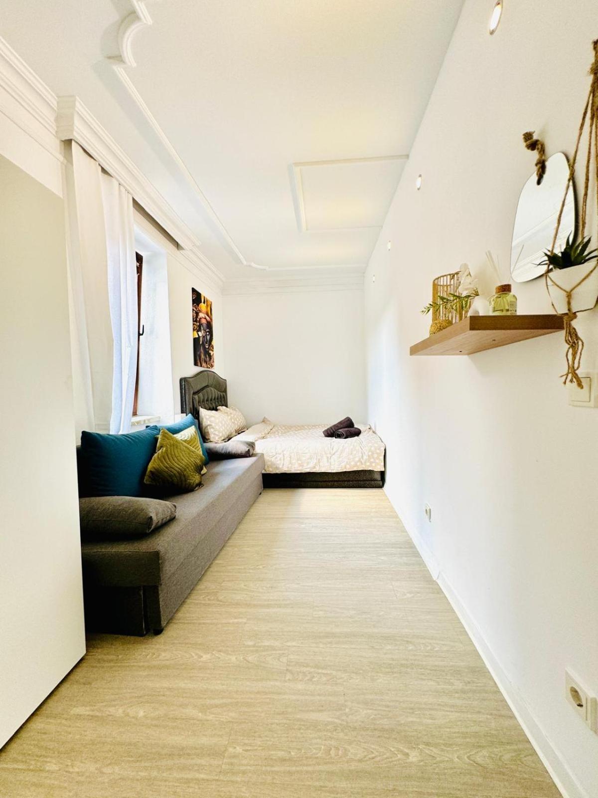 Very Spacious Apartment For Up To 7P With Great Location Vienna Exterior photo